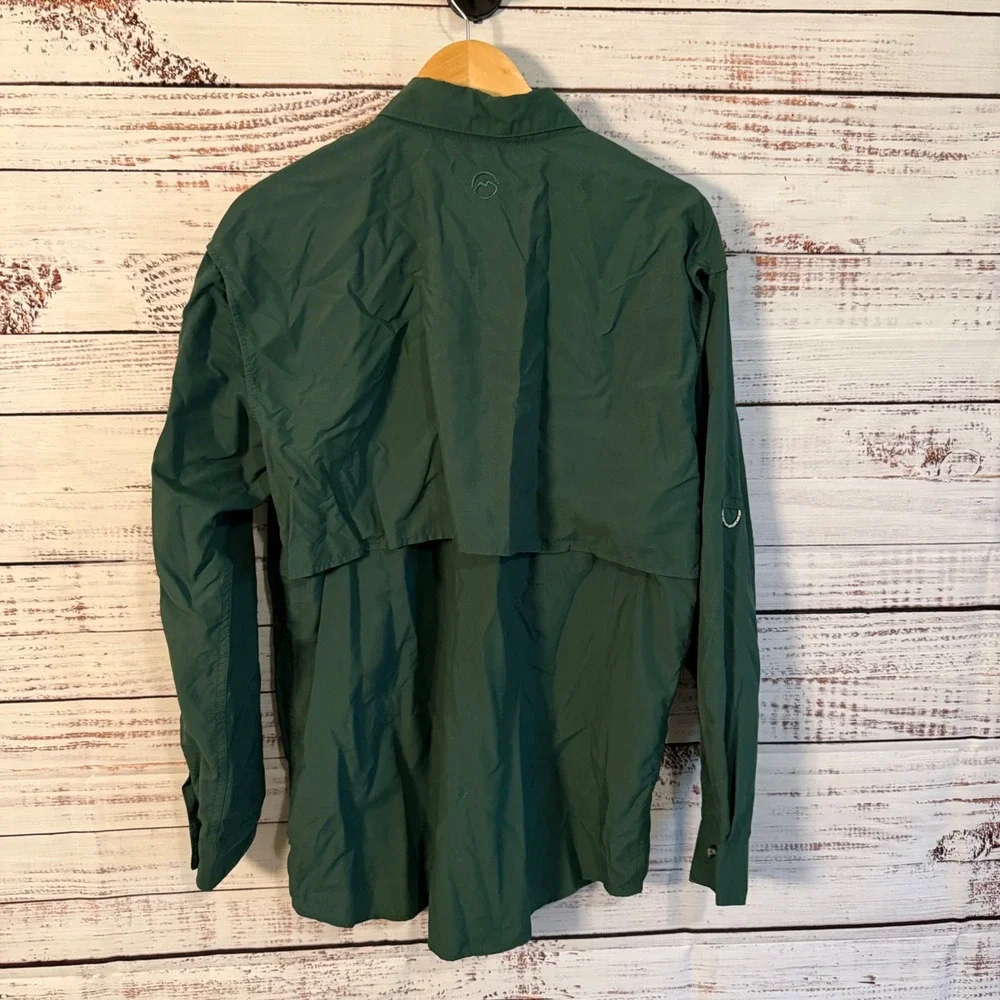 Magellan Outdoors Men M Green Fish Gear Long Sleeve Vented Fishing Shirt Relaxed